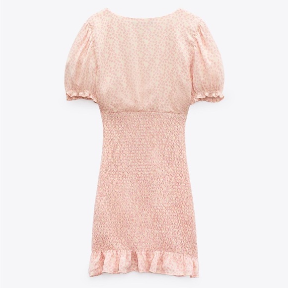 🌹NWT. Zara Pink/White Floral Print Textured Mini Dress. Size M. - Picture 6 of 10